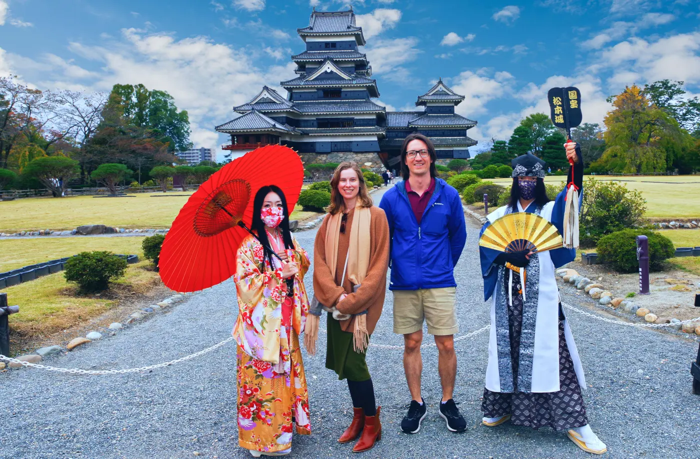 Matsumoto Castle, Sake & Tastes: Start from Nagano