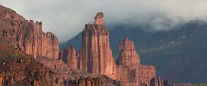 Fisher Towers (moderate) Hiking Tour