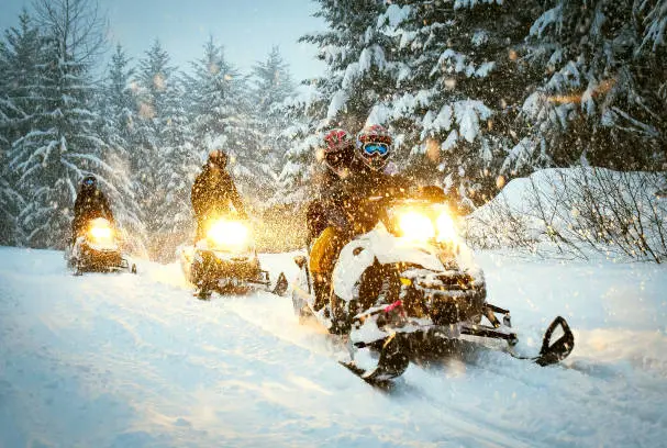 Snowmobiles (Winter)