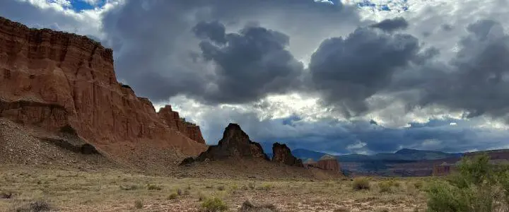 Cathedral Valley Full Day Tour