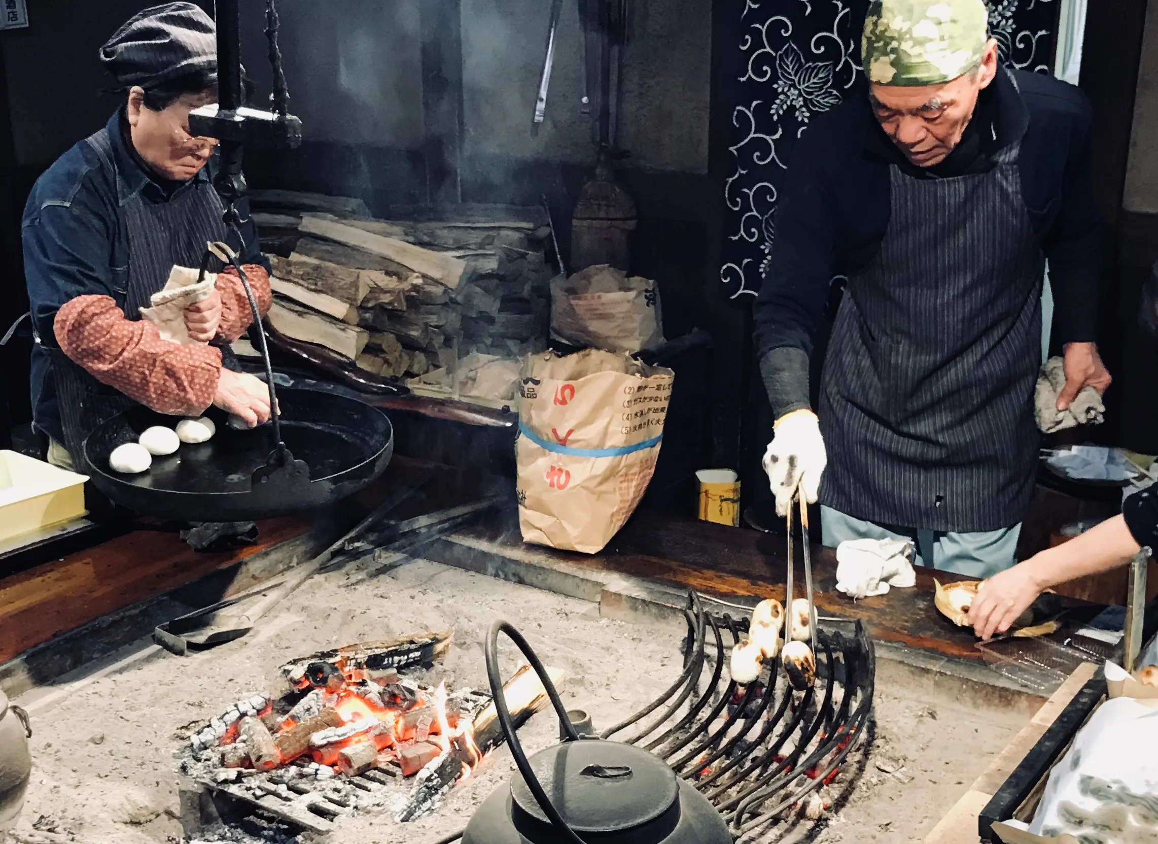 Make Oyaki Dumplings & Walk Around Zenkoji Temple in Nagano