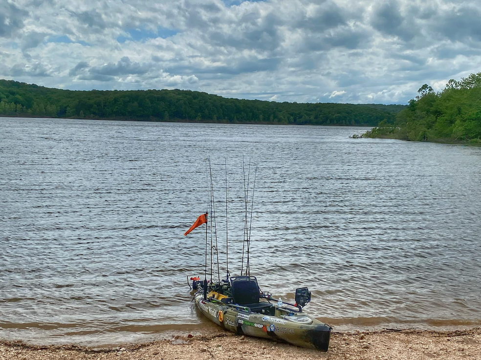 Destination Guided Kayak Fishing Trip on Truman Lake