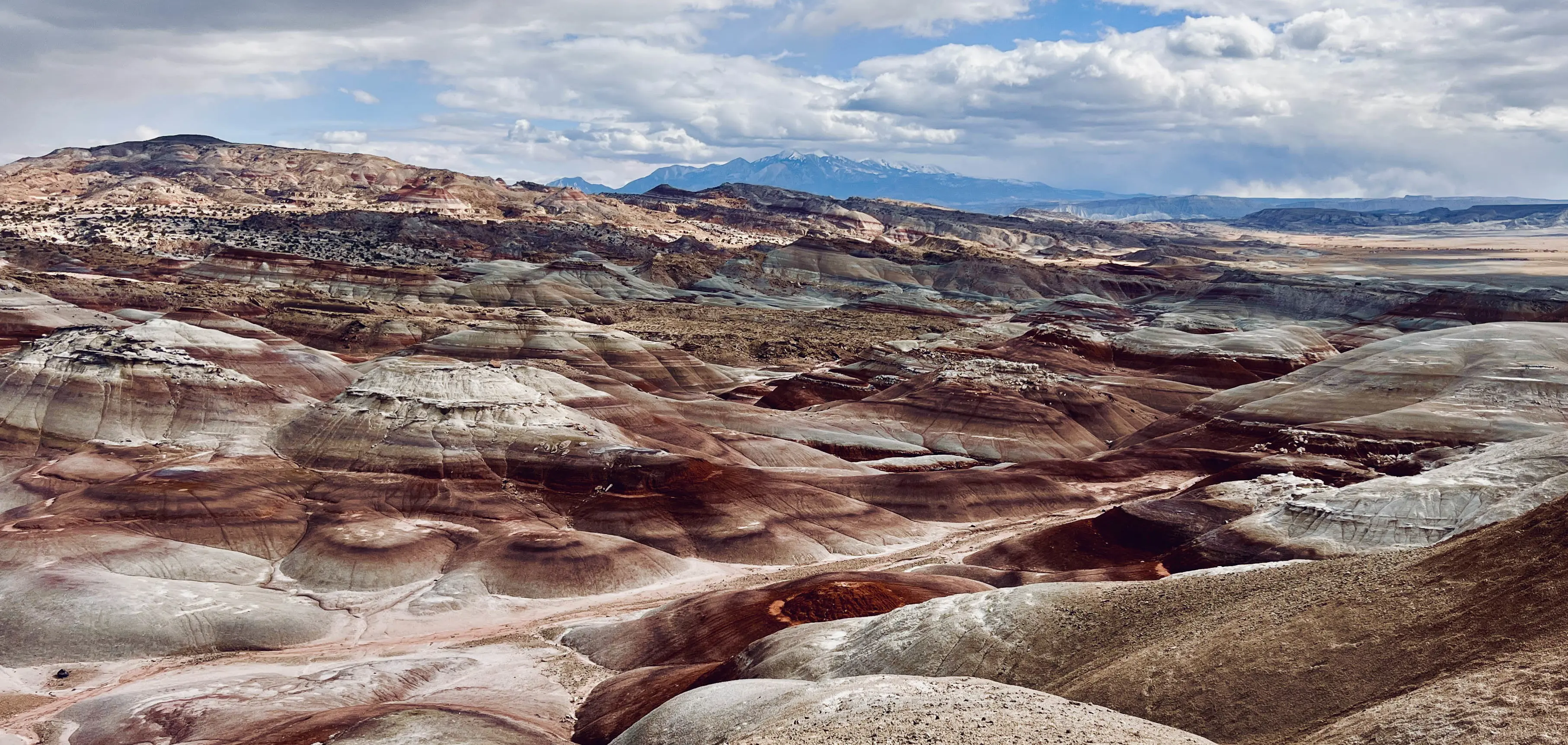  Bentonite Hills  