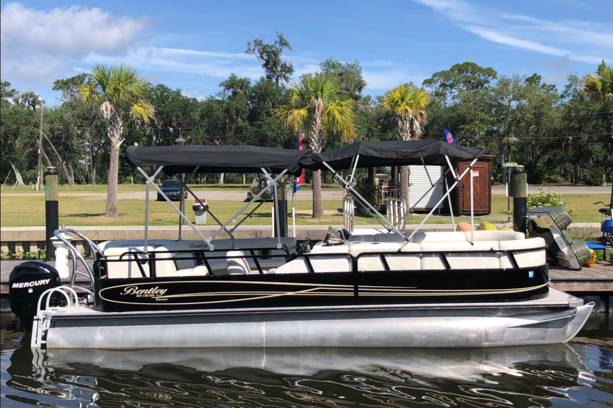 Pontoon Boat Rental